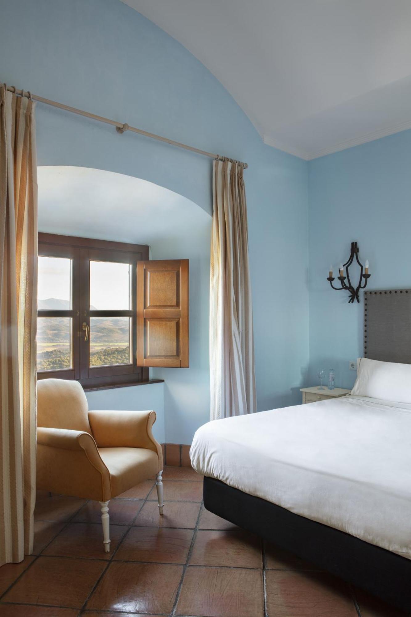 Hotel Tugasa Castillo De Castellar Кастельяр-Де-Ла-Фронтера Экстерьер фото