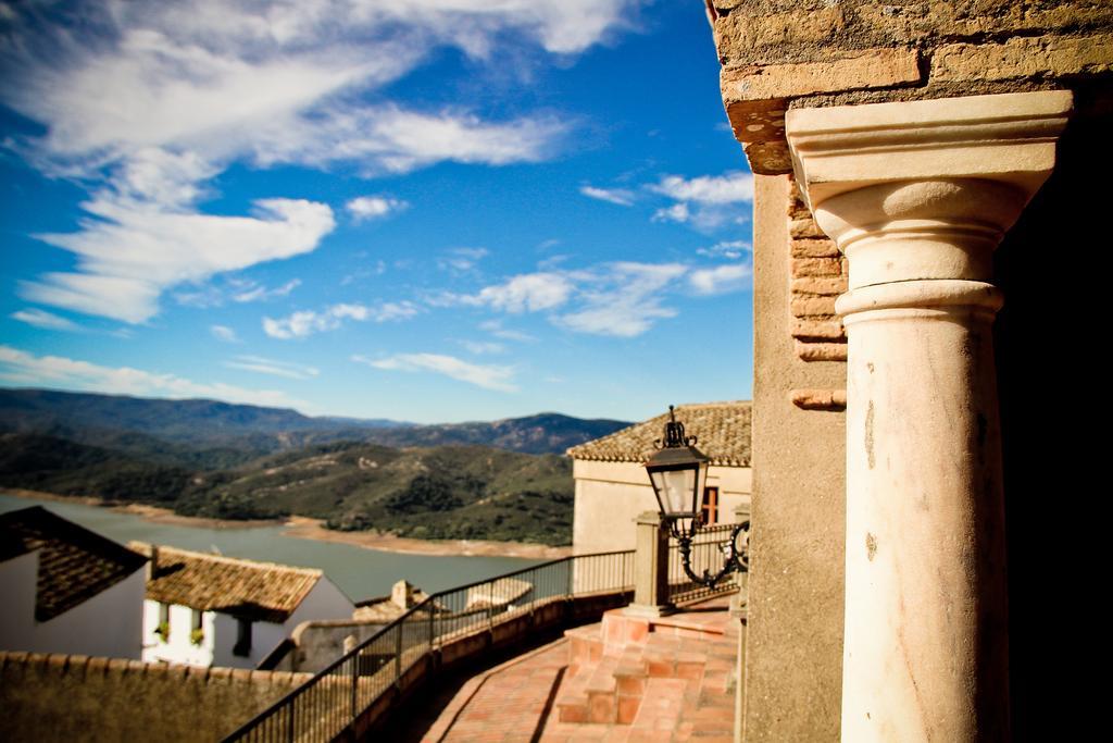 Hotel Tugasa Castillo De Castellar Кастельяр-Де-Ла-Фронтера Экстерьер фото
